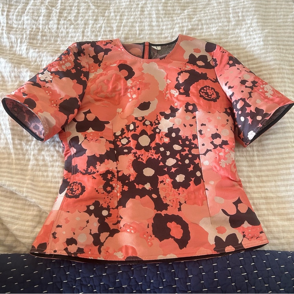 Arket structured Short sleeve salmon floral Blouse